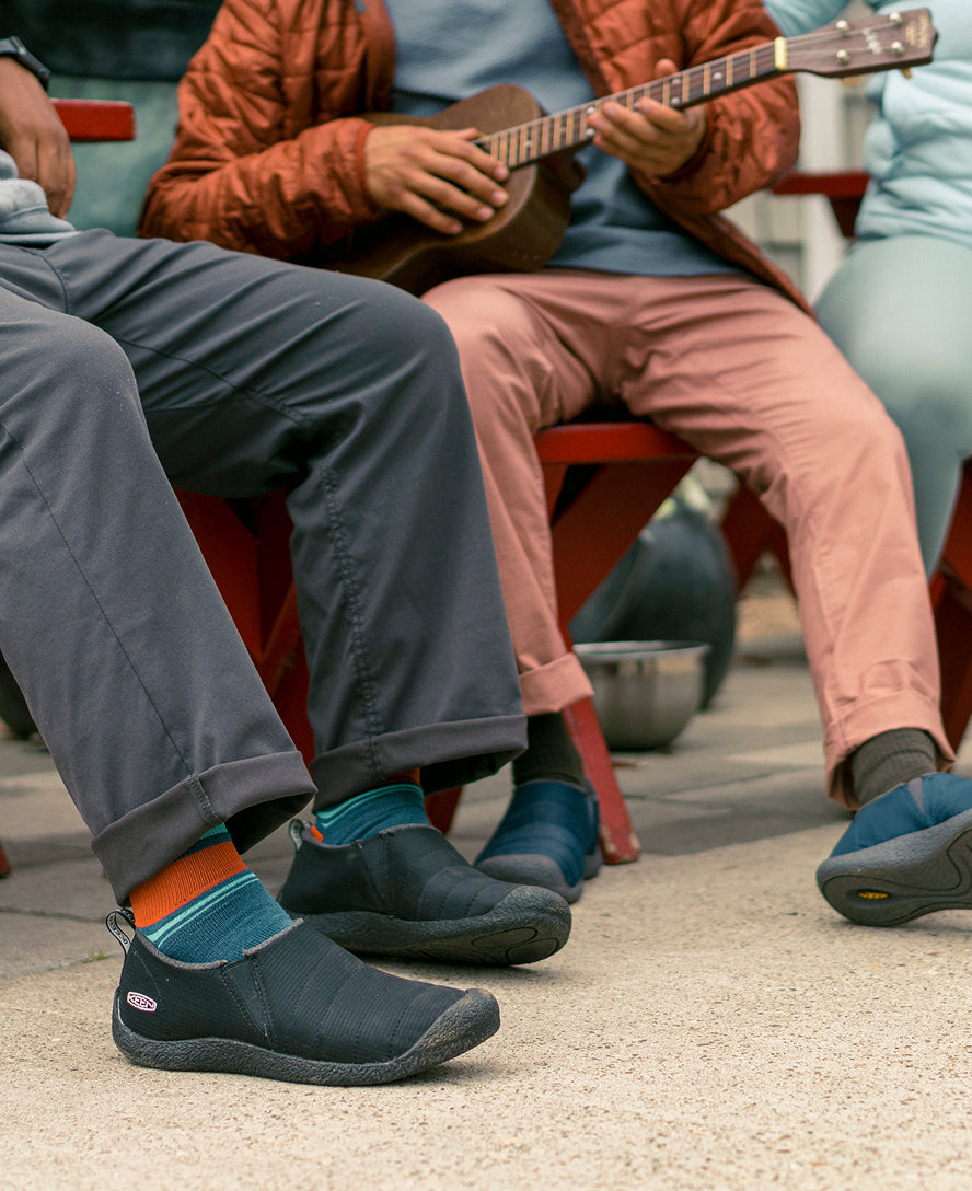 Men's Howser II Triple Black - Image 9