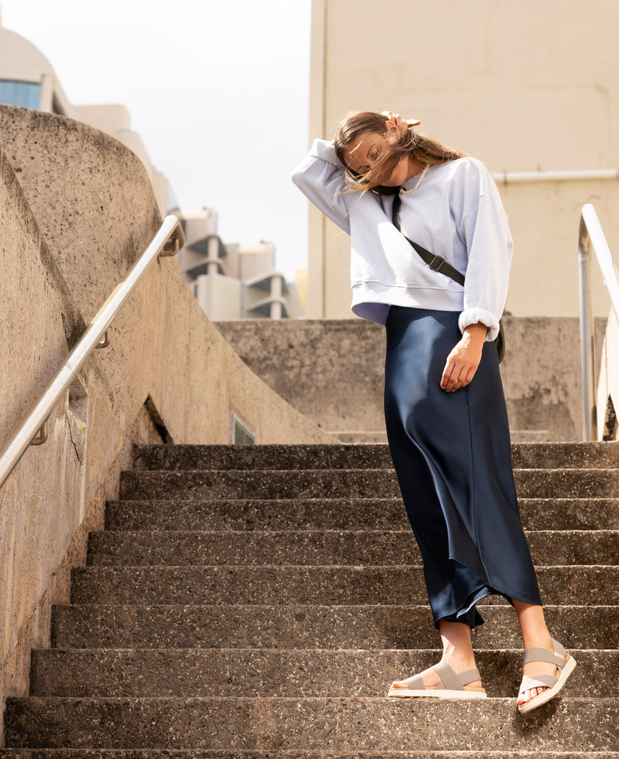 Women's Elle Backstrap Sandal Cornstalk/Black - Image 9