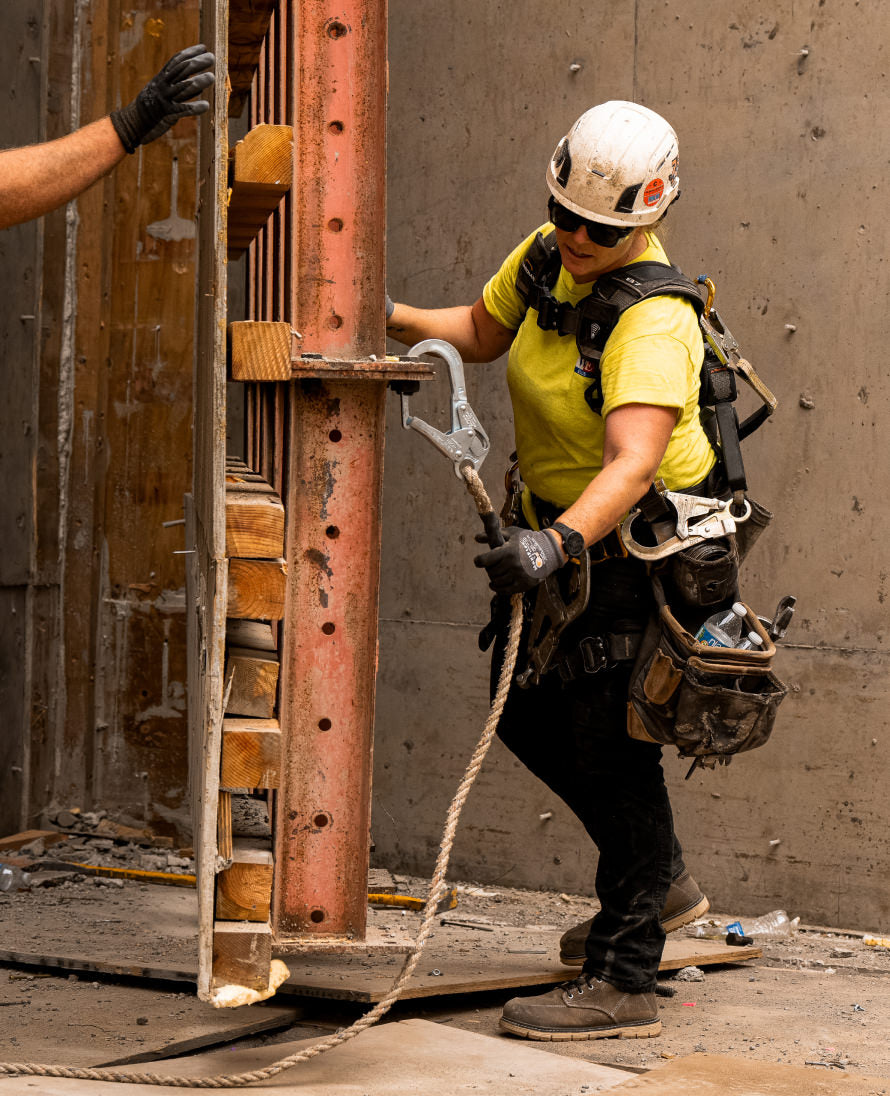 Women's San Jose 6" Waterproof 90° Heel Boot (Aluminum Toe) Steel Grey/Gum - Image 9