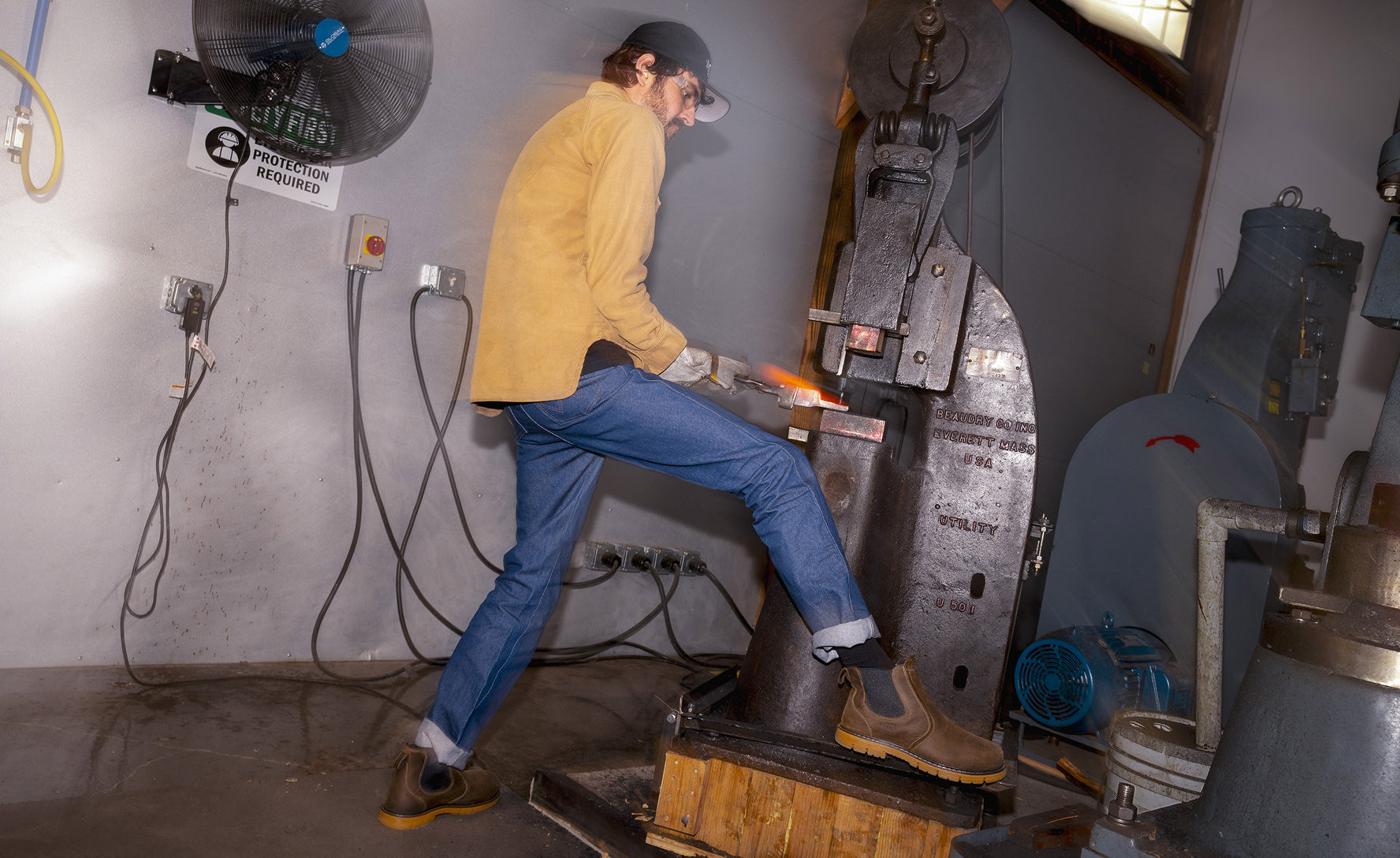 Men's San Jose Chelsea 90° Heel Boot (Aluminum Toe) Cascade Brown/Gum - Image 7